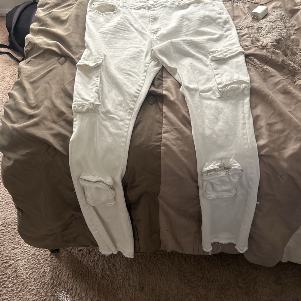 Stacked jeans 
White